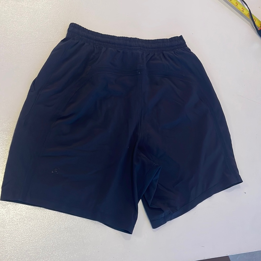 Men’s lululemon pace breaker shorts